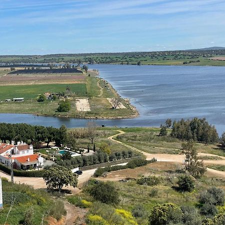 Casas De Juromenha Pensionat Exteriör bild